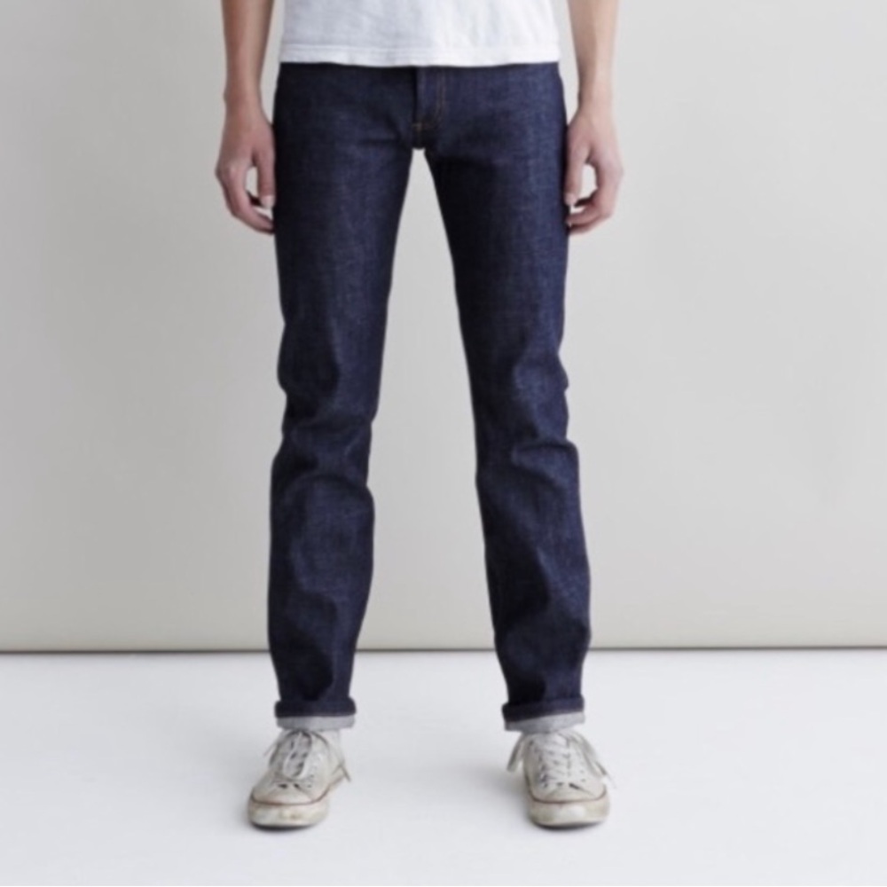 A.P.C. NEW STANDARD JEAN CLASSIQUE SELVEDGE BUTTON FLY JEAN, SIZE 29.
